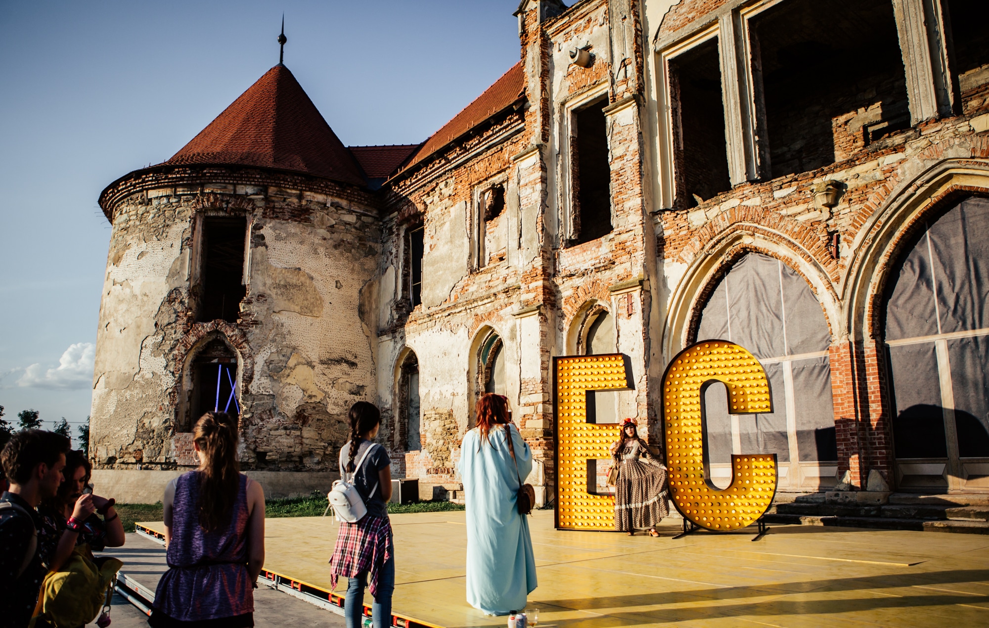 Electric_Castle