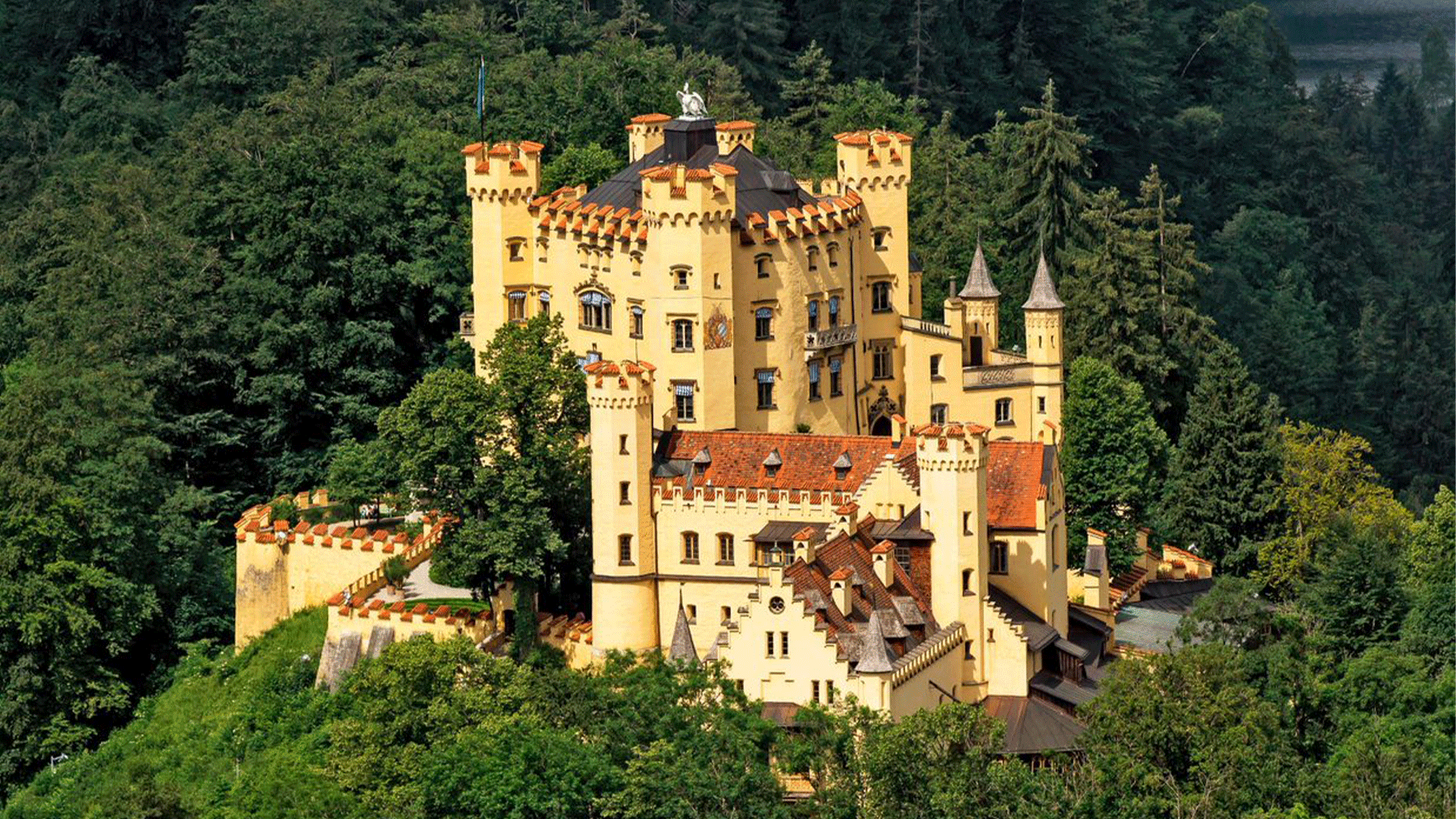 germany-fussen-castle-hohenschawnagau-panoramic-view