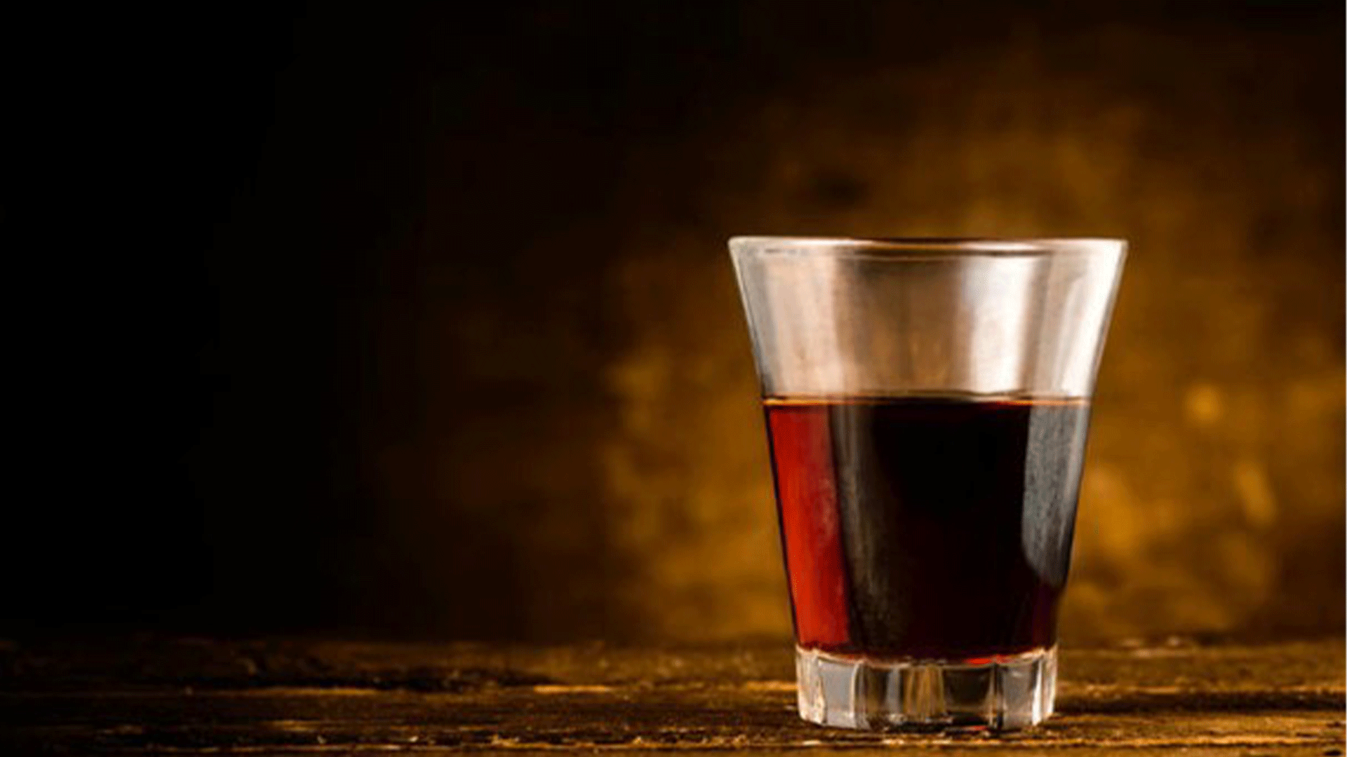 glass-unicum-hungary
