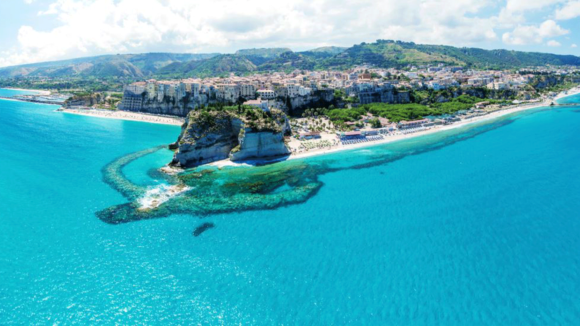 italy-tropea-sea-panoramic-shot