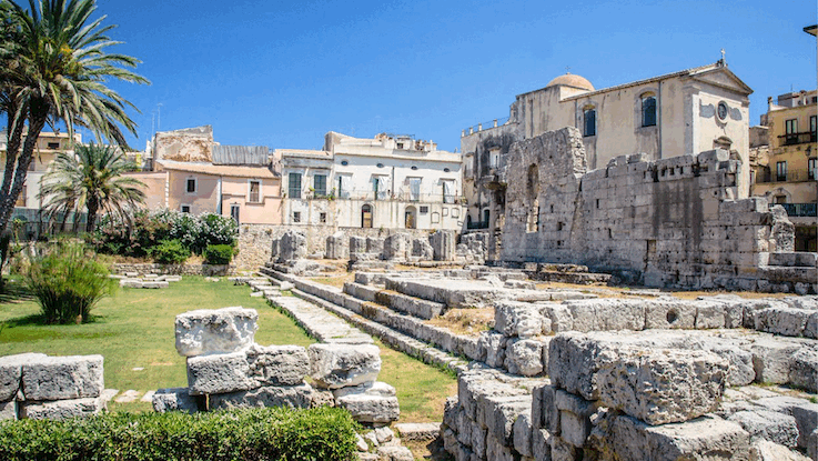 sicily-temple-apollo-syracuse-arqueological-site