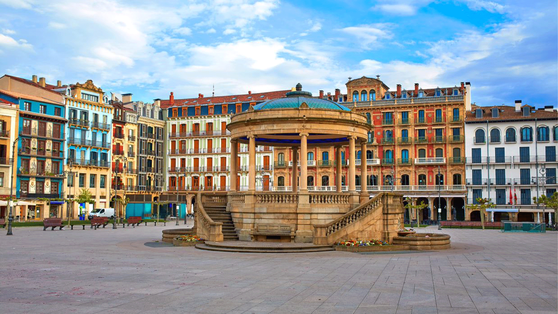 spain-pamplona-del-castillo-square