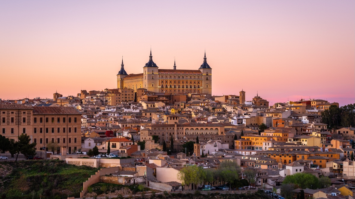 spain-toledo-alcazar-castle-panoramic-view