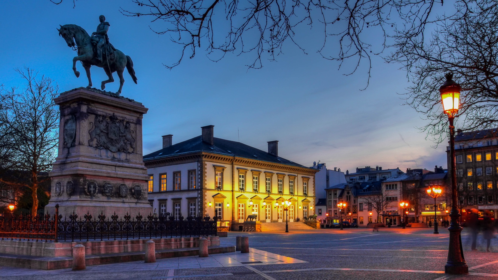 luxembourg city place guillaume at night