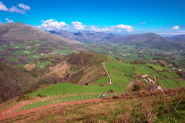 france-el-camino-mountains