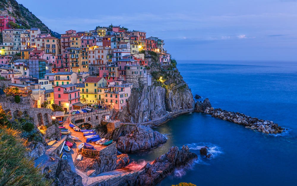 Manarola de nuit, Cinque Terre dans le nord de l'Italie