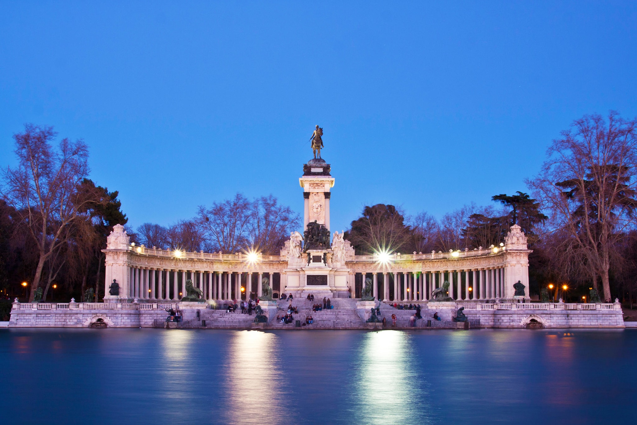 Monumento en el parque del Retiro, Madrid