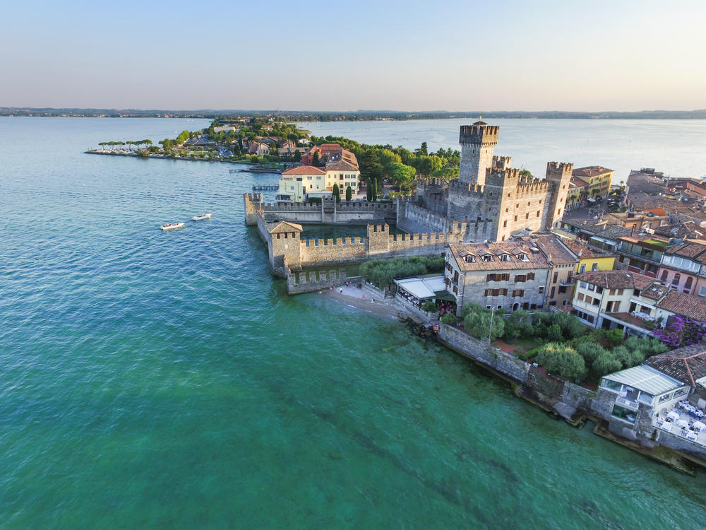Château Rocca Scaligera à Sirmione, lac de Garde
