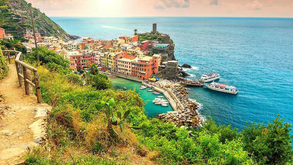 italy-mountains-hikes-beach-coast