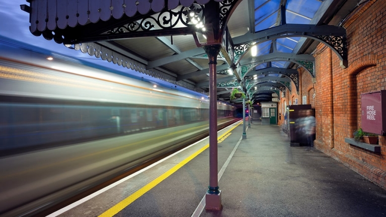 ireland-train-station-high-speed-train