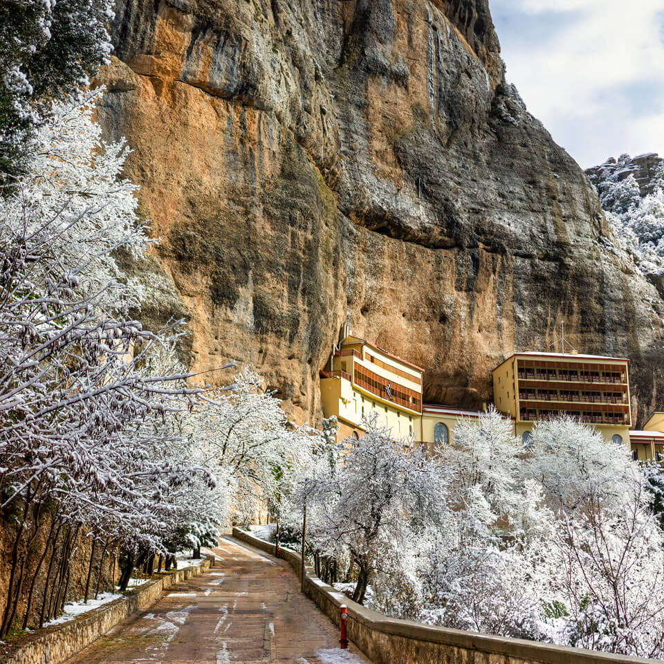 Snowy landscape from the historic Orthodox monastery of the Mega Spileo in Kalavryta | Greece 2-week itinerary