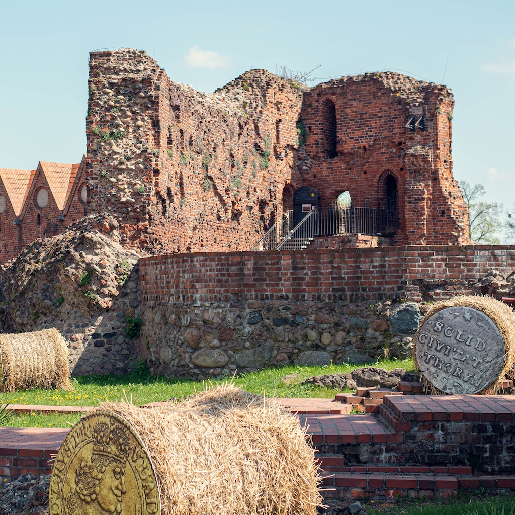 Le rovine del castello teutonico medievale di Toruń