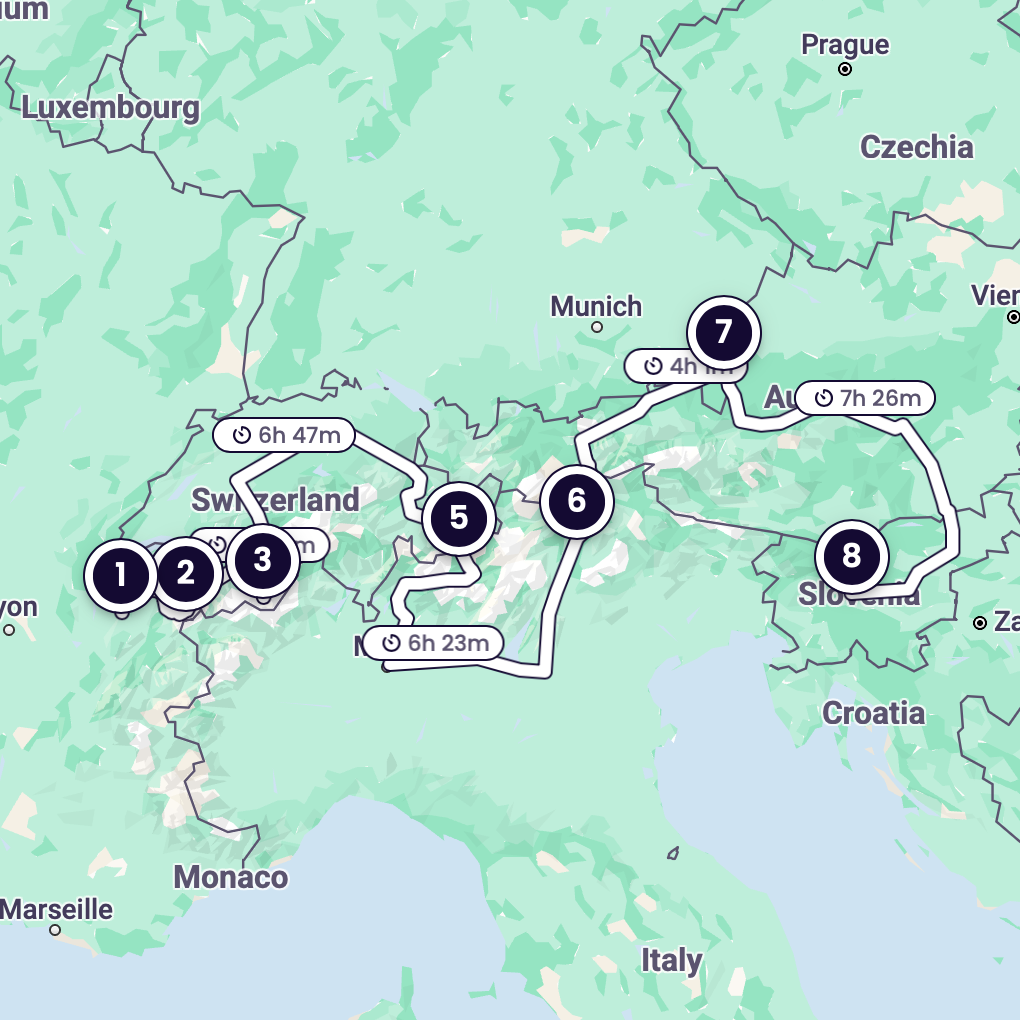 この列車の旅に含まれる停留所を示す地図（アヌシー、シャモニー、ツェルマット、サン モリッツ、ティラノ、ボルツァーノ、ザルツブルク、リュブリャナ）